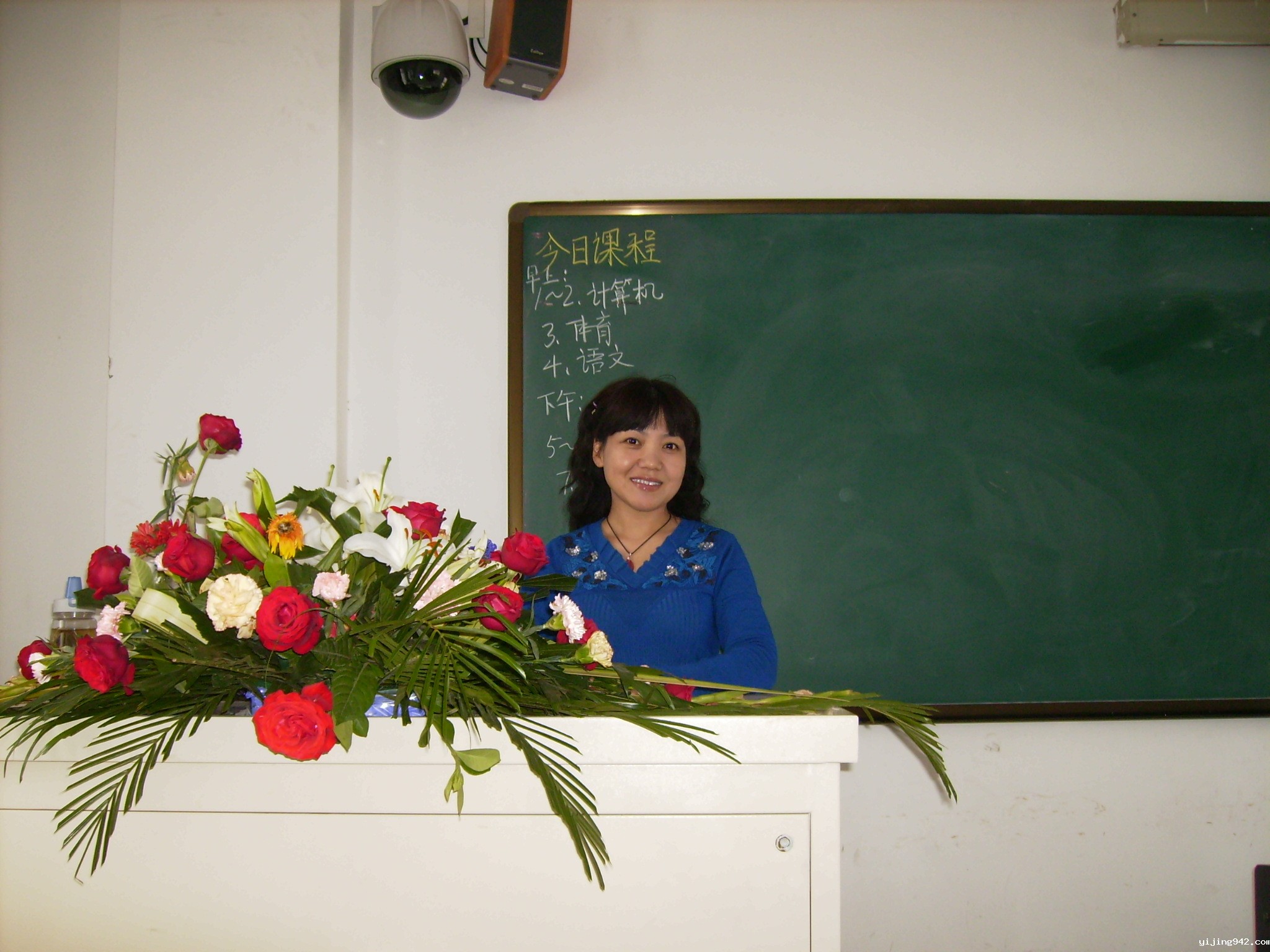 李迪把美传递给了每一名学生.JPG