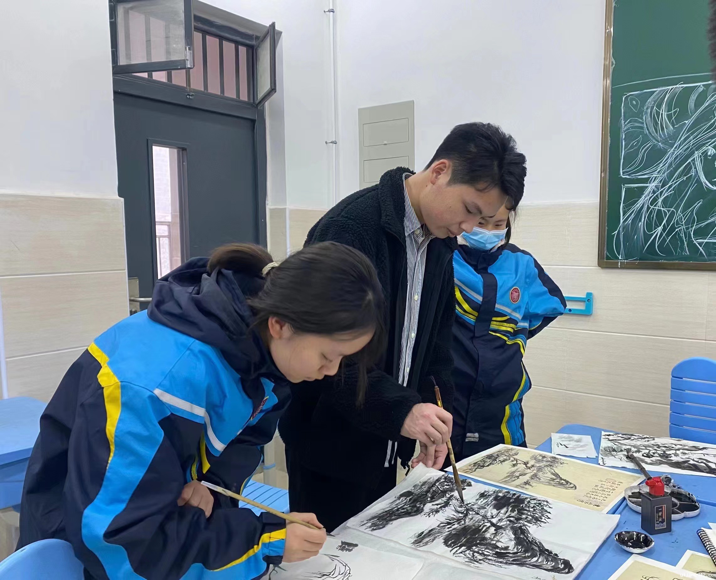 微信图片_20230327210854.jpg