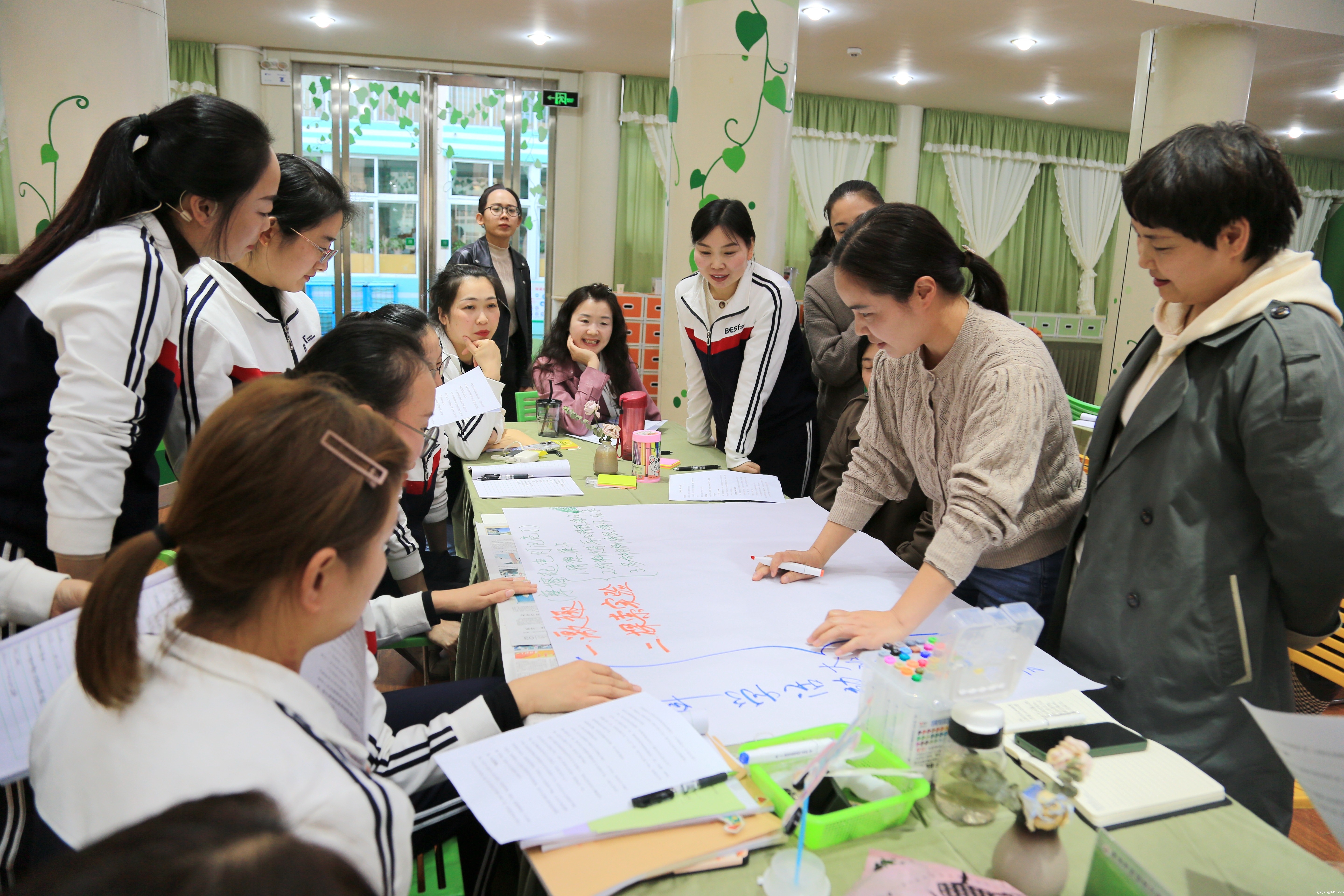 5. 漯河市实幼组织U型教研.jpg
